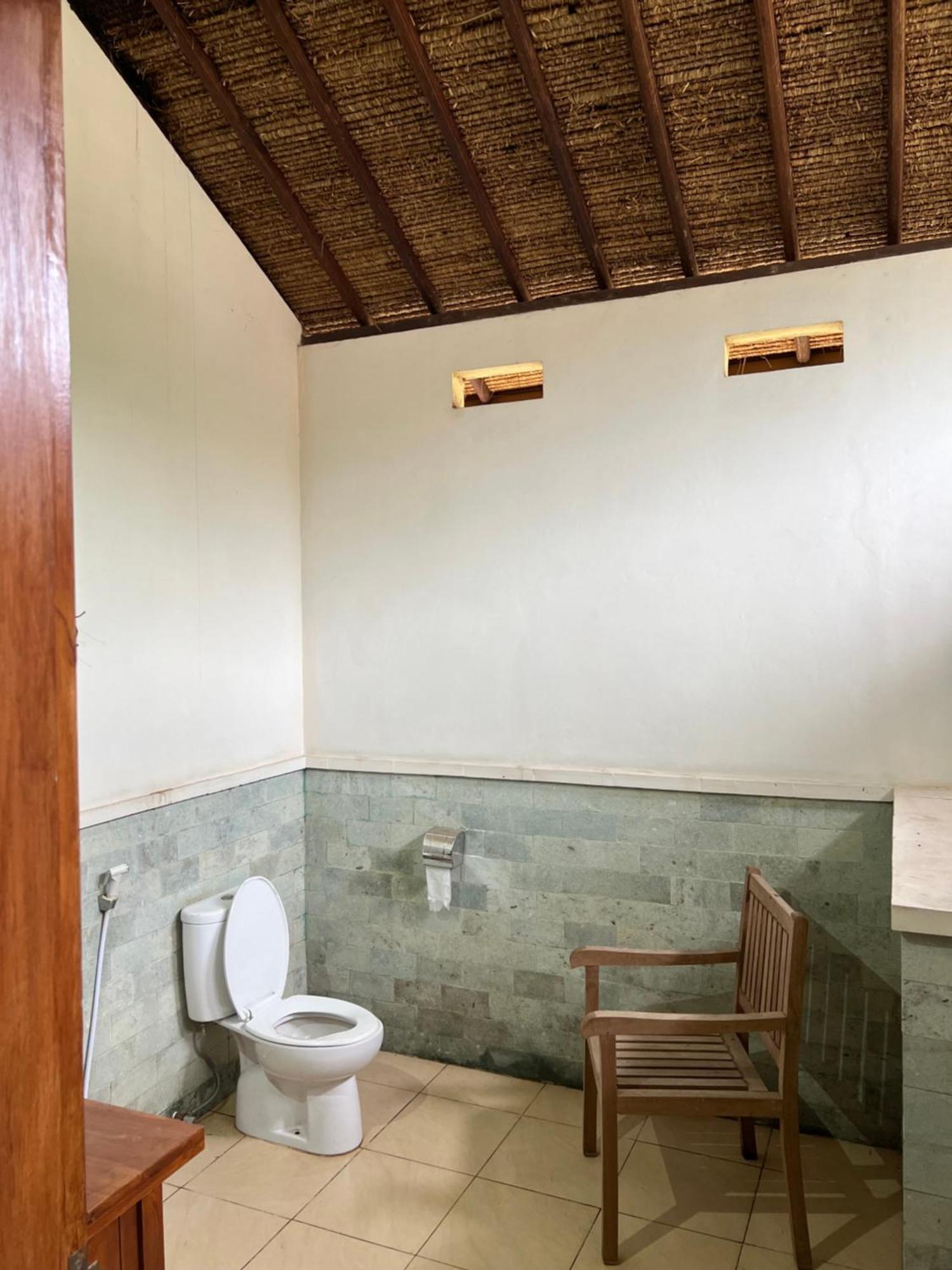 Sunia Loka Bungalows & Dive Center Pemuteran Exterior foto